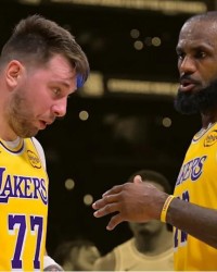 大乐透开奖号码-巴克利：詹姆斯为东契奇打起了无球；他正处于职业生涯的低谷